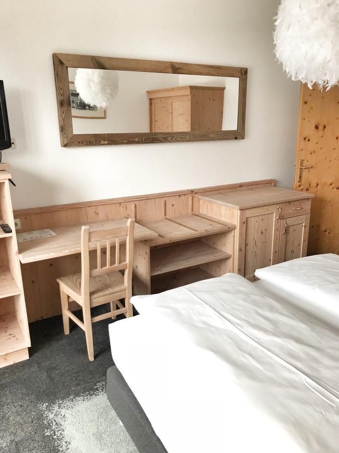 Hotel Ansitz Haidenhof Lienz Buitenkant foto